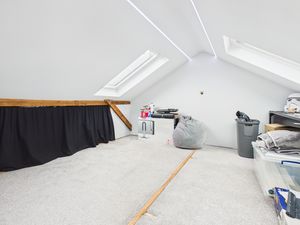Loftspace- click for photo gallery